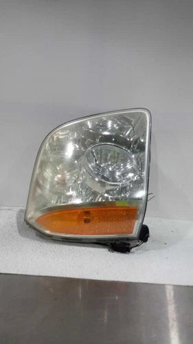 2007 GMC Yukon Xl 1500 Exc. Denali Right Gra Used OEM Right Headlight Assembly used OEM headlight assembly