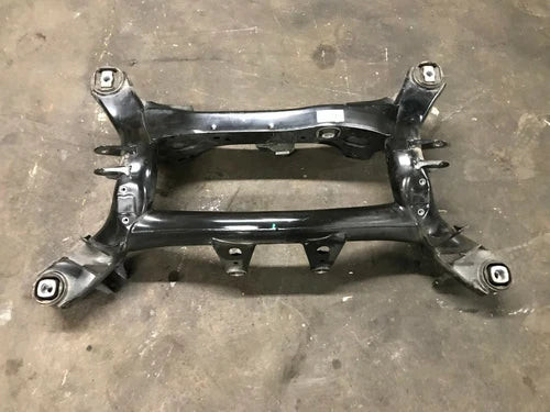 BMW X1 E84 OEM 12-15 REAR AXLE CARRIER CROSS MEMBER SUB FRAME used OEM rear subframe and crossmember