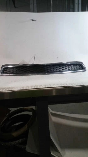2013 Chevrolet Equinox Ls Upper Upper Used OEM Upper Grille used OEM grille