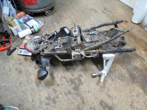 COMPLETE OEM Rear SUBFRAME Assy. *NICE! 99-02 SV650 SV650S Back Sub Frame Tail used OEM rear subframe and crossmember