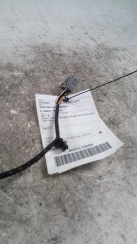 2006 Mercury Mountaineer Power Folding Body Color Ca Used OEM Left Door Mirror used OEM door mirror