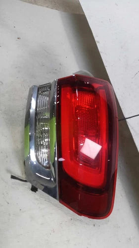2020 Jeep Grand Cherokee Quarter Panel Moun Used OEM Right Tail Light Assembly used OEM tail light assembly