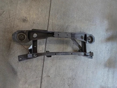 2000-2011 Ford Focus Engine Rear Subframe Crossmember Engine Cradle Assembly OEM used OEM rear subframe and crossmember