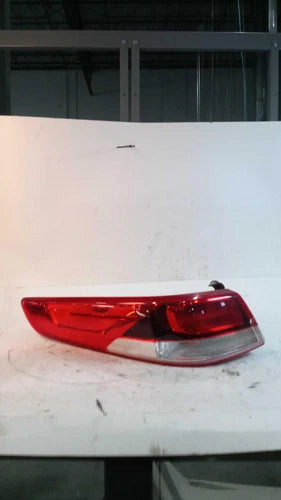 2017 Kia Optima Lx US Built VIN 5 1ST Digit Used OEM Left Tail Light Assembly used OEM tail light assembly