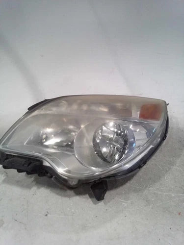 2015 Chevrolet Equinox Ls L. Left Used OEM Left Headlight Assembly used OEM headlight assembly