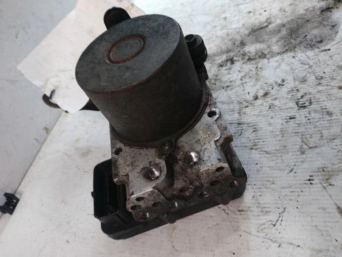 2009 Toyota Corolla Actuator and Pump Ass Used OEM ABS Pump and Motor Assembly used OEM ABS pump and module assembly