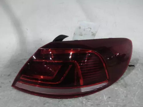 2013 Volkswagen Cc LED Quarter Panel Mounte Used OEM Right Tail Light Assembly used OEM tail light assembly