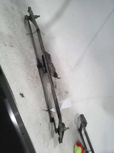 2006 Chrysler 300 Used OEM Windshield Wiper Motor used OEM wiper motor