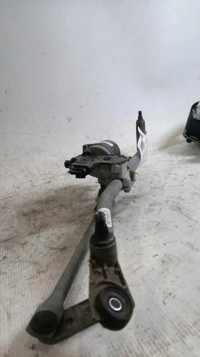 2017 Buick Enclave Wiper Motor Black Used OEM Wiper Motors used OEM wiper motor