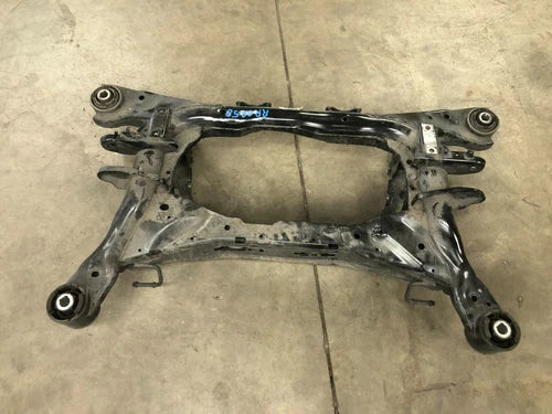 ⭐2017-2019 JAGUAR XE REAR SUSPENSION SUBFRAME CRADLE CROSSMEMBER ASSY OE LOT2258 used OEM rear subframe and crossmember