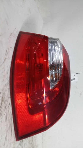 2015 Kia Rio Htbk Quarter Panel Mounted Inc Used OEM Right Tail Light Assembly used OEM tail light assembly