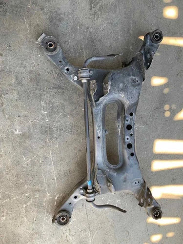 2013-2015 Nissan Altima Sedan Rear Subframe Crossmember OEM used OEM rear subframe and crossmember