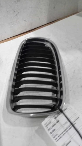 2011 BMW 328I Sdn W/O M-Aerodynamic Package Lower Bu Used OEM Lower Grille used OEM grille
