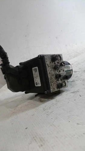 2011 Chevrolet Malibu Used OEM ABS Pump and Motor Assembly used OEM ABS pump and module assembly