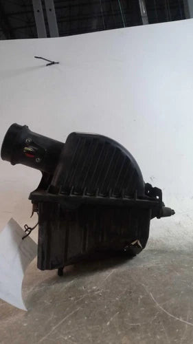 2009 Ford Ranger 4.0L Air Cleaner White Salvage Used OEM Air Cleaner Assemblies used OEM air cleaner assembly