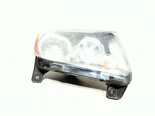 2013 Jeep Grand Cherokee Halogen Right Used OEM Right Headlight Assembly used OEM headlight assembly