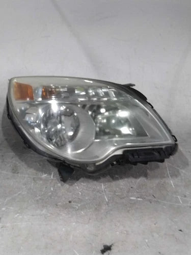 2011 Chevrolet Equinox Ls R. Right Used OEM Right Headlight Assembly used OEM headlight assembly