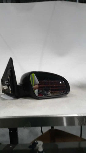 2018 Hyundai Kona Power W/Turn Signal Heated W/Blin Used OEM Right Door Mirror used OEM door mirror