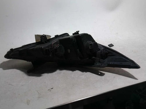 2011 Hyundai Sonata Gl Canada L. Left Used OEM Left Headlight Assembly used OEM headlight assembly