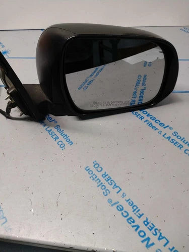 2013 Toyota Highlander Power Folding R. W/O Puddle Used OEM Right Door Mirror used OEM door mirror