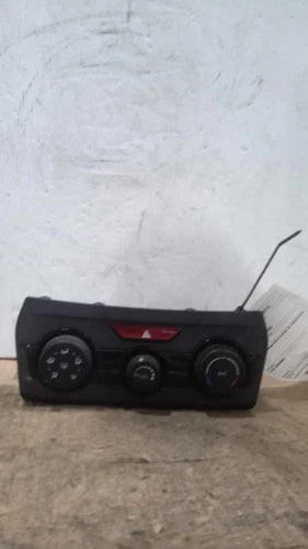 2017 Subaru Impreza 2.0L Manual Temperature Contr Used OEM A/C Selector Switch used OEM A/C climate control module