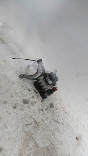 2018 Buick Regal AWD W/O Automat Used OEM ABS Pump and Motor Assembly used OEM ABS pump and module assembly