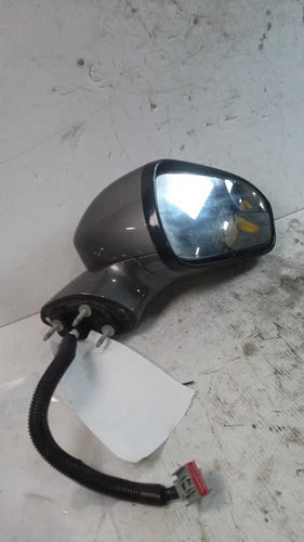 2013 Ford Fusion Power W/Removable Cover W/O Blind Used OEM Right Door Mirror used OEM door mirror