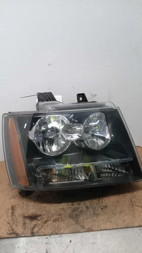 2011 Chevrolet Suburban 1500 Right Used OEM Right Headlight Assembly used OEM headlight assembly