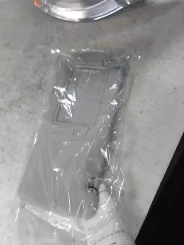 2022 Hyundai Tucson W/O Sunroof Left Used OEM Left Sun Visor used OEM sun visor