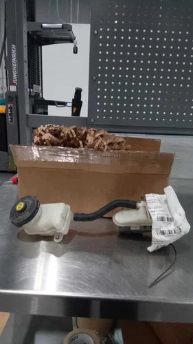 2014 Acura Ilx 2.0 Used OEM Brake Master Cylinder used OEM brake master cylinder