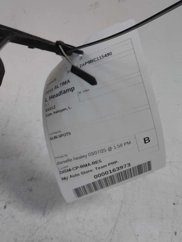 2011 Nissan Altima Cpe Halogen Left Used OEM Left Headlight Assembly used OEM headlight assembly
