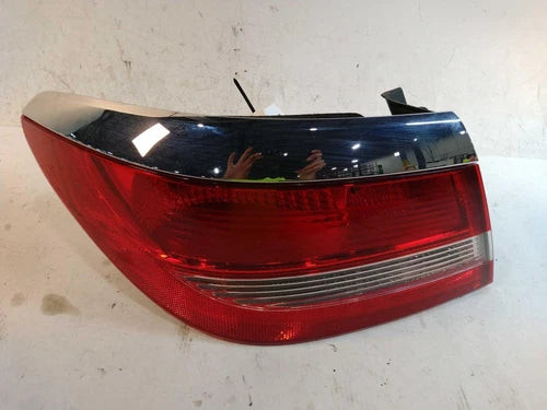 2015 Toyota Avalon Quarter Panel Mounted Lef Used OEM Left Tail Light Assembly used OEM tail light assembly