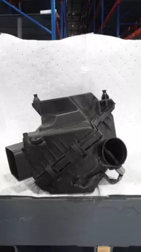 2015 Nissan Altima Sdn 2.5L 4 Cylinder Used OEM Air Cleaner Assembly used OEM air cleaner assembly