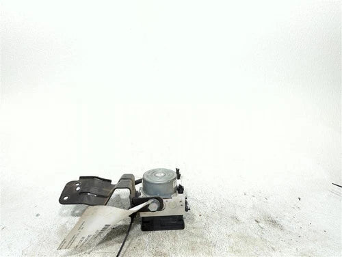 2020 Kia Forte Actuator and Pump Used OEM ABS Pump and Motor Assembly used OEM ABS pump and module assembly