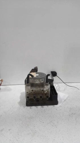 2015 Ford Focus Gasoline Used OEM ABS Pump and Motor Assembly used OEM ABS pump and module assembly