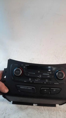 2017 Ford Escape Front Automatic Temperature Cont Used OEM A/C Selector Switch used OEM A/C climate control module