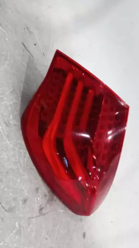2012 BMW 750I Quarter Panel Mounted Rig Used OEM Right Tail Light Assembly used OEM tail light assembly