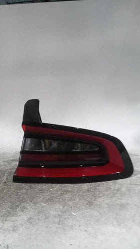 2020 Dodge Charger Quarter Panel Mounted Ri Used OEM Right Tail Light Assembly used OEM tail light assembly