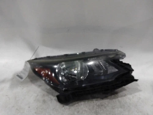 2014 Honda CR-V Right Used OEM Right Headlight Assembly used OEM headlight assembly