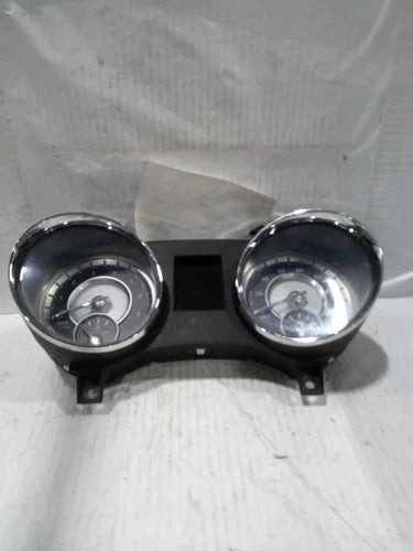 2014 Chrysler 300 Cluster MPH 140 MPH Used OEM Speedometer Gauge used OEM instrument cluster