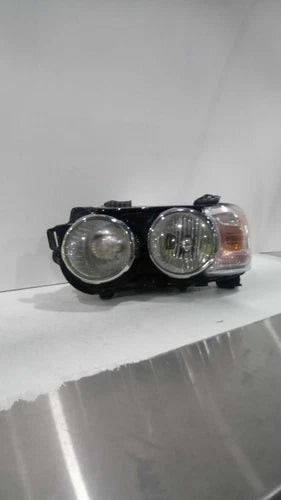 2013 Chevrolet Sonic W/High Gloss Finish Opt Used OEM Left Headlight Assembly used OEM headlight assembly
