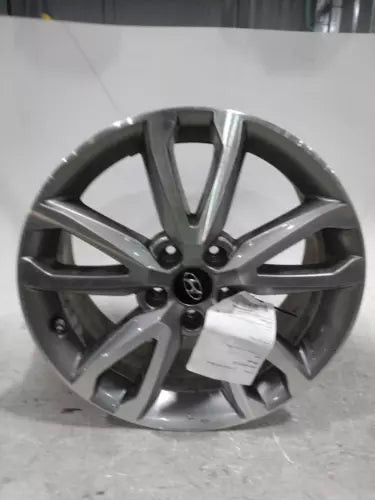 2016 Hyundai Santa Fe 18X7-1/2 Alloy 2.0L Sport Tpms Used OEM Wheel used OEM wheel