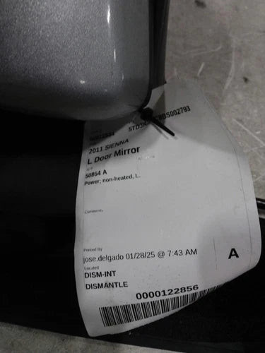 2011 Toyota Sienna Power Non-Heated Left Used OEM Left Door Mirror used OEM door mirror
