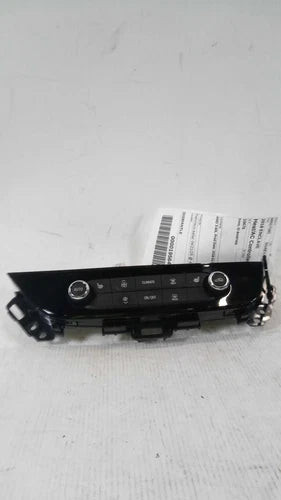 2018 Buick Enclave A/C Selector Switch Grey 84497455 Used OEM A/C Climate Control Modules used OEM A/C climate control module