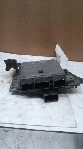 2010 Nissan Murano ECM Engine Control Module Silver 3.5L 237000 Miles Used OEM Engine Control Modules used OEM engine control