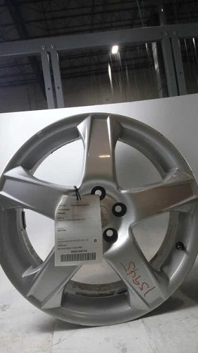 2016 Chevrolet Sonic 17X6-1/2 W/O Groove in Spoke Silver Used OEM Wheel used OEM wheel