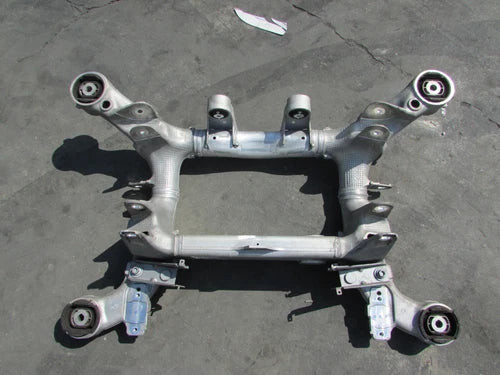 2014-2016 BMW 5SERIES 535I-528I F10 REAR SUSPENSION CROSSMEMBER SUBFRAME OEM used OEM rear subframe and crossmember