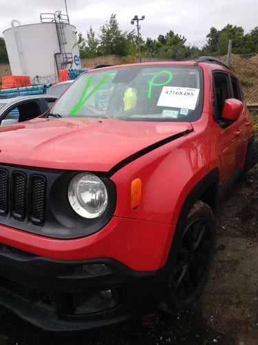 2017 Jeep Renegade Inner Gloss Black Used OEM Right Inner Tail Light Assembly used OEM tail light assembly