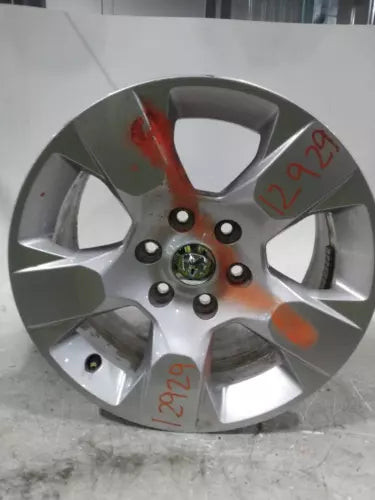 2019 RAM Dodge 1500 Pickup New Style 6 Lug 18X8 Aluminum Used OEM Wheel used OEM wheel
