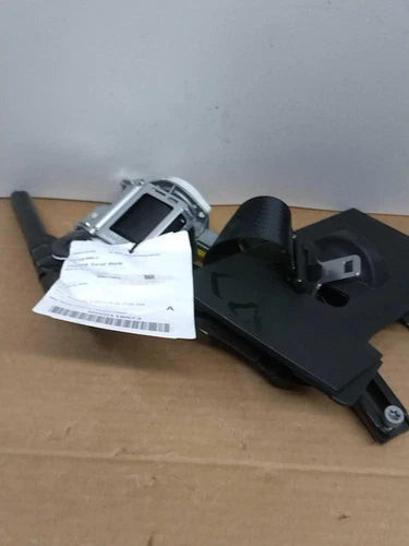 2018 Lincoln Mkz Bucket Passenger Retract Used OEM Front Right Seat Belt Front used OEM seat belt